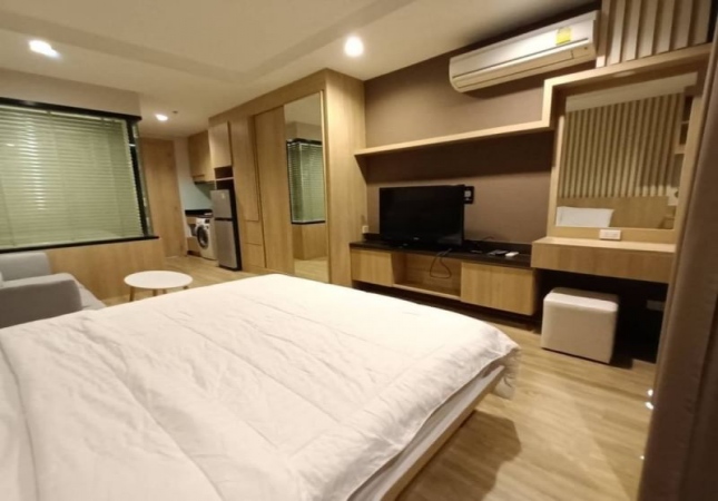 ���ͧ �� A House property