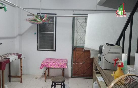 �Ҥ�þҳԪ��˹�ҡ��ҧ4���� �ҧ�˭�