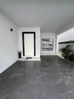 �����Һ�ҹ �Ҥһ�С�������� 180,000 �ҷ/��͹