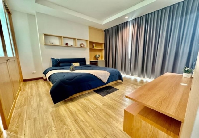 ���ͧ �� A House property