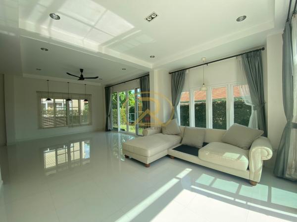 ������ͧ �� livingd949