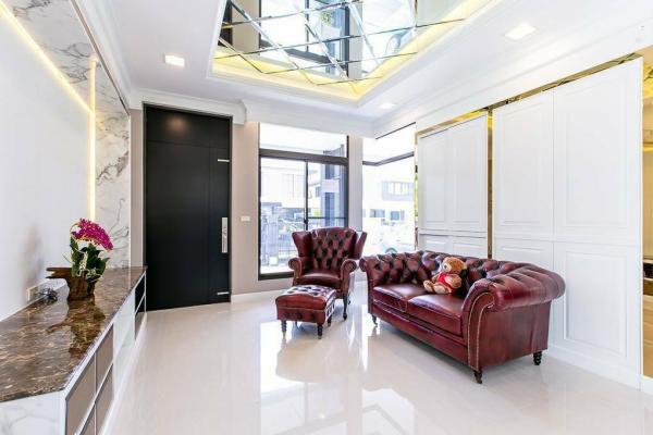 ��º�ҹ foodland