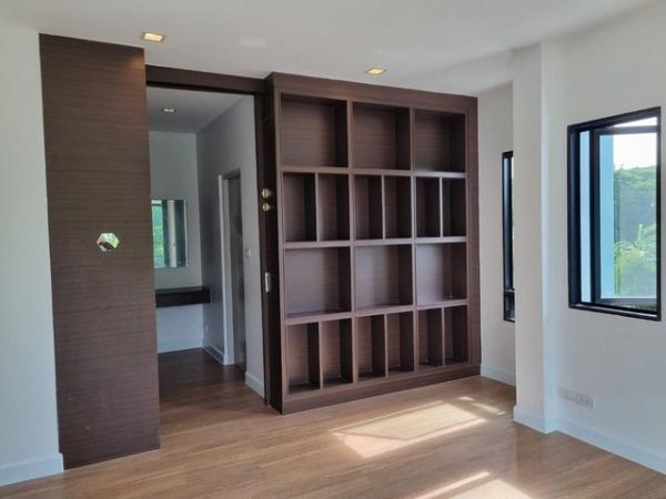 ���ͧ �� biw