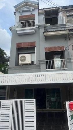 ���ͧ �� biw