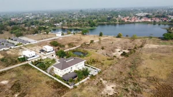 ������� �� onanong khumaphao