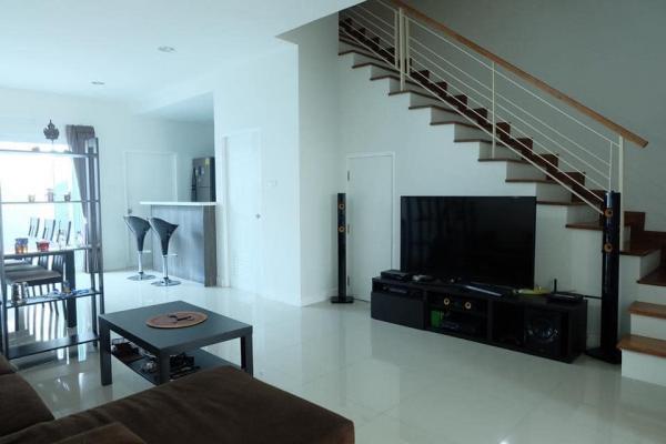 ��ǹ�����Դ�ҧ��ǹ 7,900,000 �ҷ