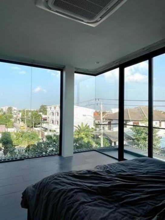 ��º�ҹ foodland