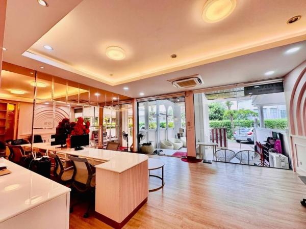 ��بѡ� �� Anutta thongdet