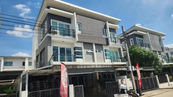 ���ͧ �� biw