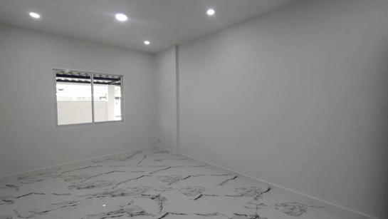 ��ҹ����Ǿ�������� ���¢�ҧ