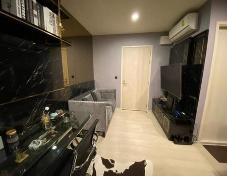 ������¢�ҧ �� incube