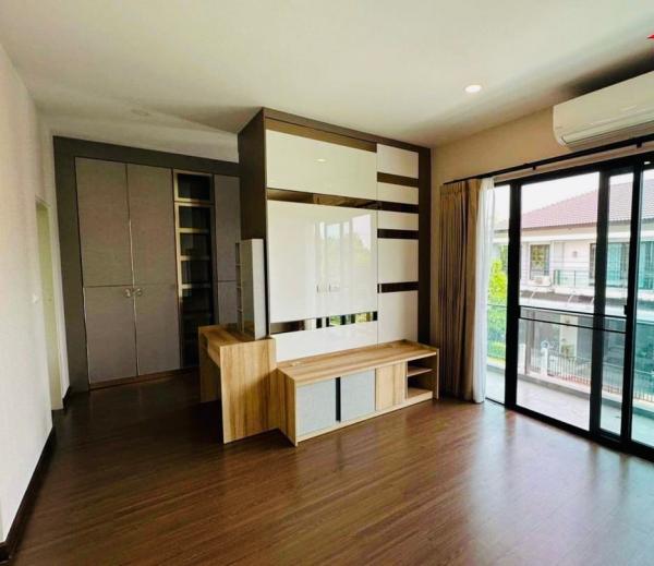 �ҧ��� �� Sararat_dai