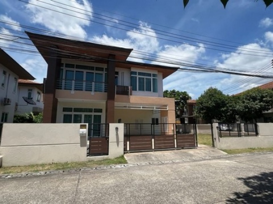 ���ͧ �� A House property