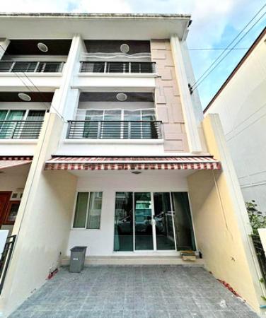 ����ͧ �� Nuttapong