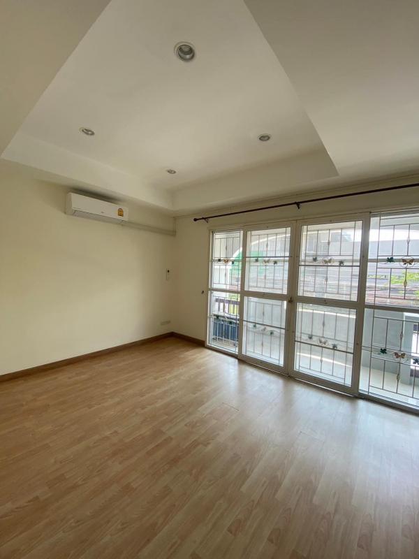 ��ا෾ �� The Siam Property