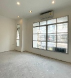 �����ҷ�ǹ���� �Ҵ����� ��ا෾