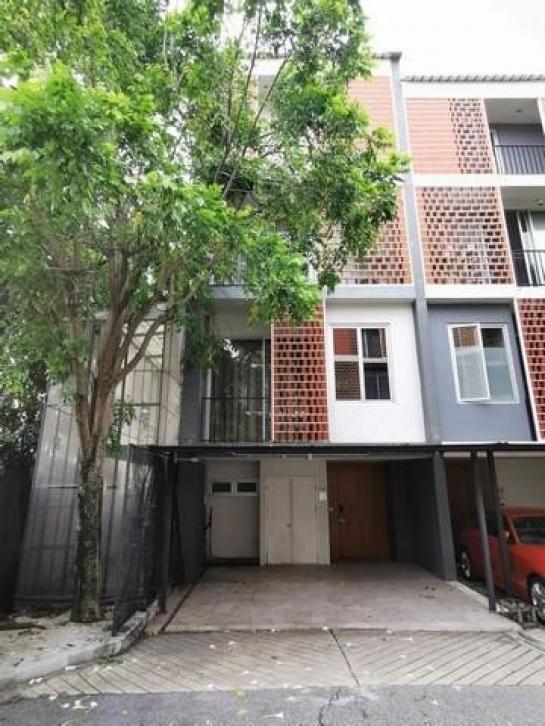 ���ͧ �� biw