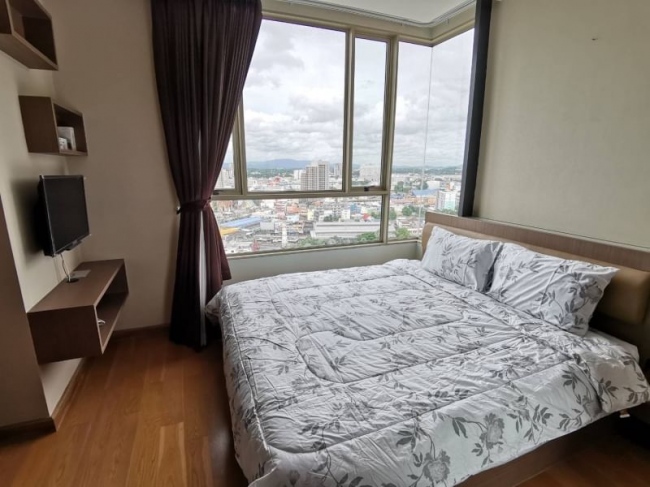 �ź��� �� A House property