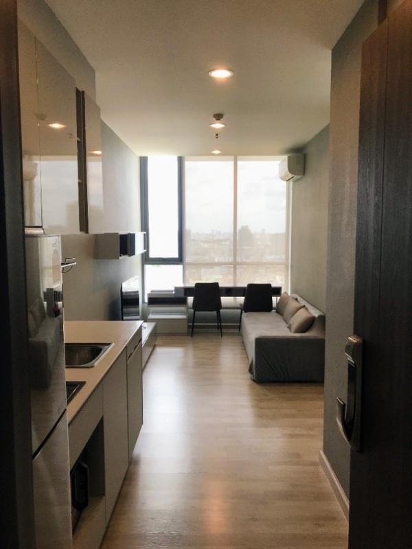 �ҧ���� �� All Living