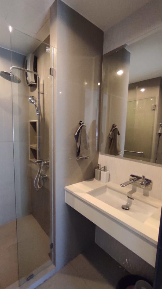 �͹�����§�ѹ�ҧ����˹�� ��ͧ��