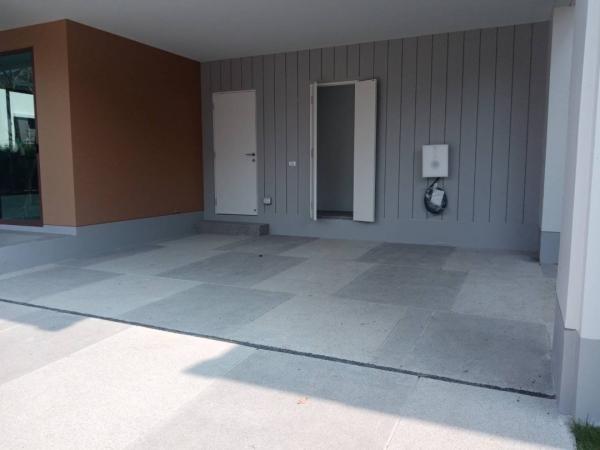 ��ا෾ �� All Living