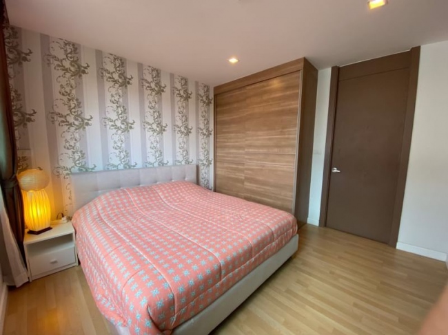 �͹�Built-in �ź���