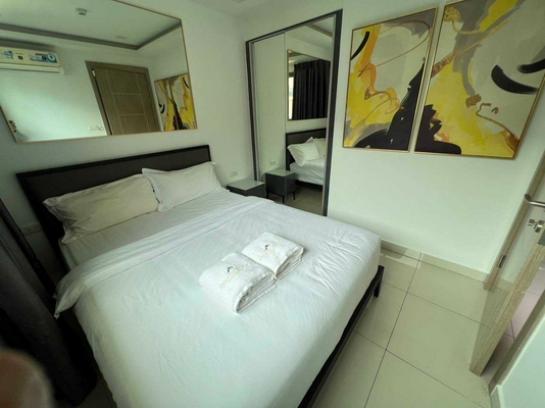 ��ªź��� �� Estate Corner