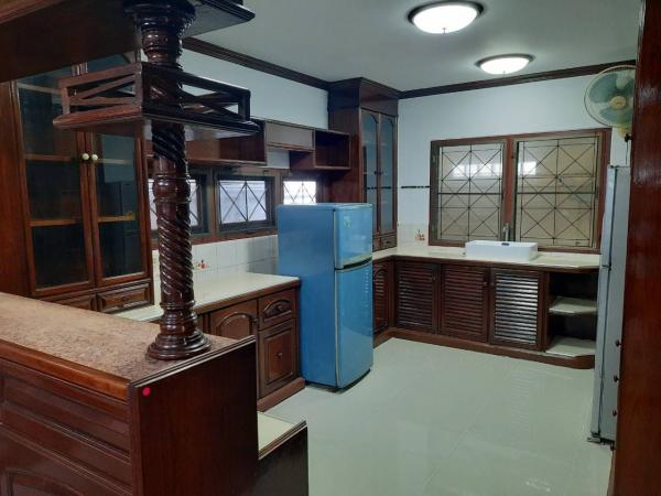 ��ҹ����������������� ���¢�ҧ