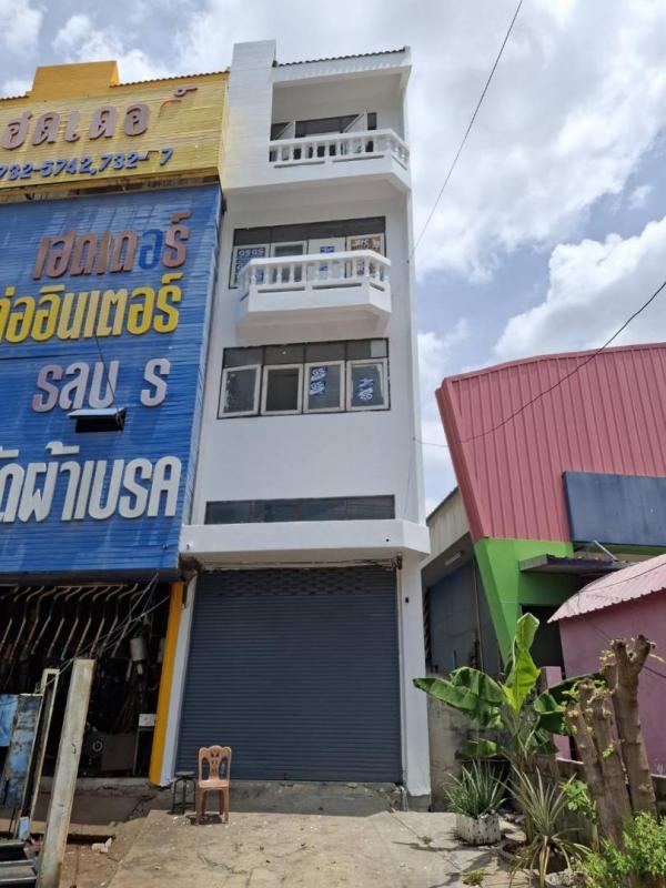 ขายอาคารพาณิชย์ 5,500,000 บาท ขายอาคารพาณิชย์ 5,500,000 บาท