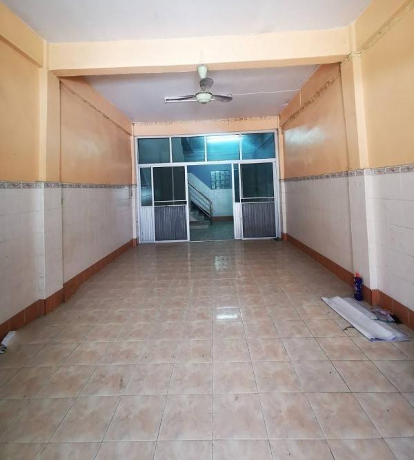 ขายอาคารพาณิชย์ 4,500,000 บาท ขายอาคารพาณิชย์ 4,500,000 บาท