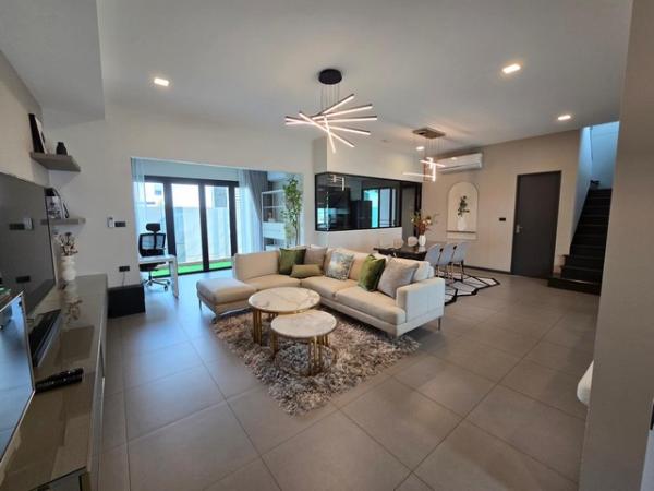 �ҧ��� �� ��ͼ��