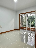 ��ǹ������� 18 ���ҧ��