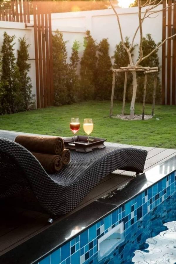 ����� �� onanong khumaphao