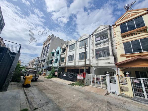 �Ҥ�þҳԪ����ҧ�ҡö俿�� �ҧ��Ƿͧ