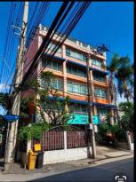 ����ӹѡ�ҹ �Ҥһ�С�Ȣ�� 300,000 �ҷ