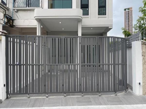 ��ǹ����BTS 12,900,000 �ҷ