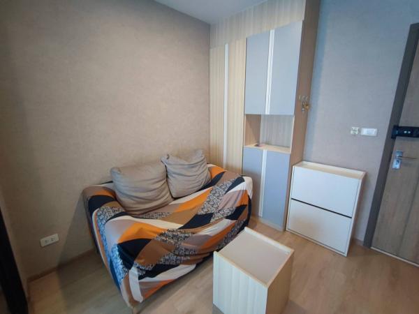 �ҧ�� �� All Living