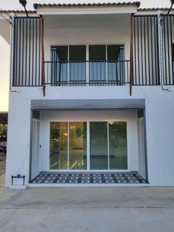 ����� �� onanong khumaphao