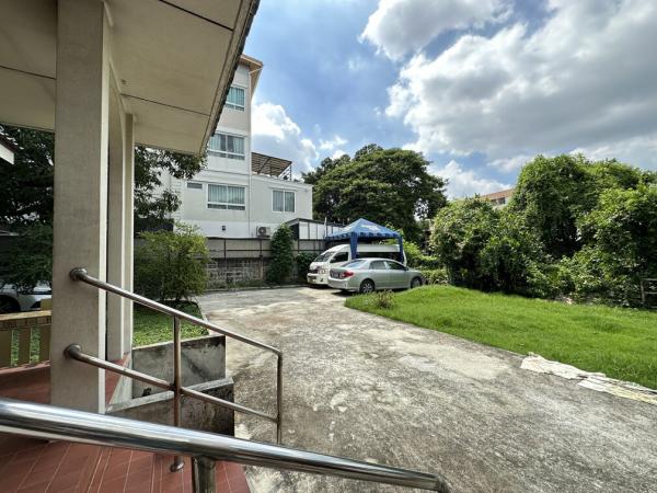 ��ҹ�����ǧ����ҵ�� ���¢�ҧ