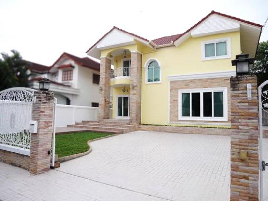 �оҹ�٧ �� Nuttapong