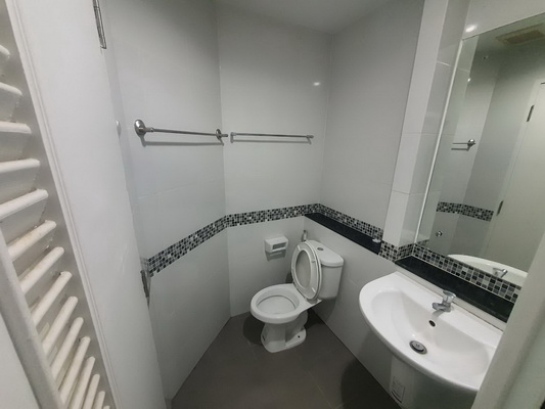 �͹������������� ���ͧ��طû�ҡ��