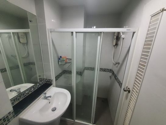 �͹ⴵ�ӡ����Ҥһ����Թ ���ͧ��طû�ҡ��