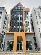 ����ӹѡ�ҹ �Ҥһ�С�Ȣ�� 32,000,000 �ҷ