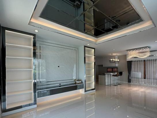 ��ҹ�������ͧ�͡���ѧ��� ������