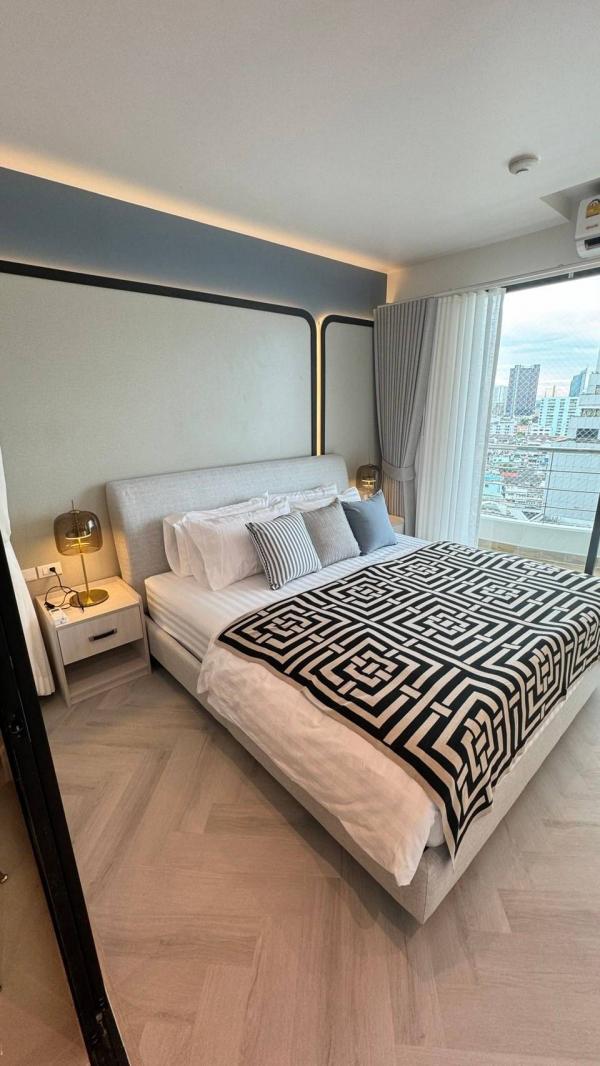 ��ا෾ �� All Living