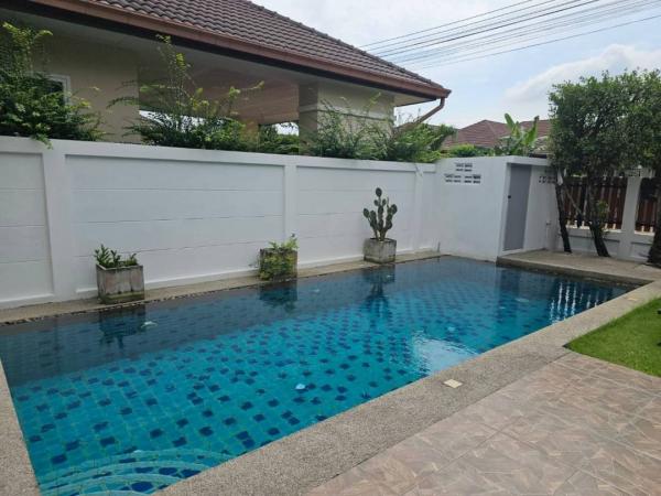 ��ҹ poolvilla