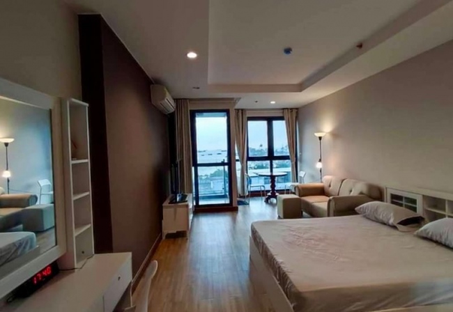 ���ͧ �� A House property