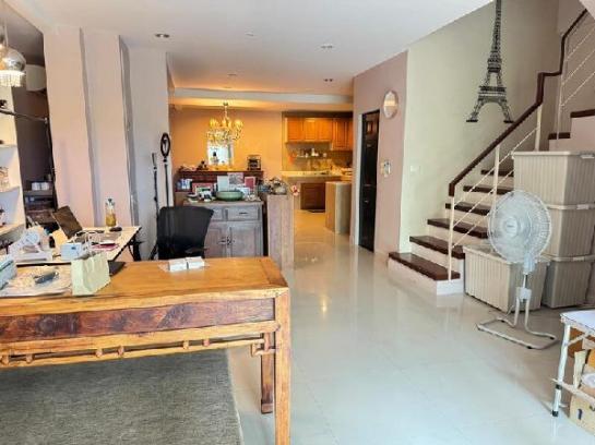 ทาวน์โฮมMRT 22,000,000 บาท ทาวน์โฮมMRT 22,000,000 บาท