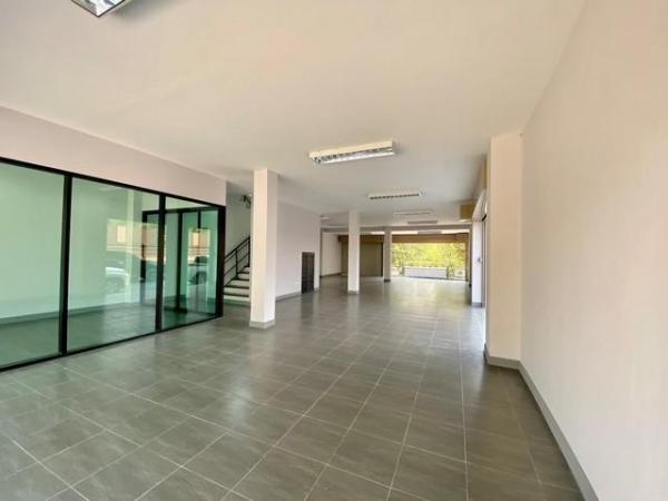 ��û�� �� biw