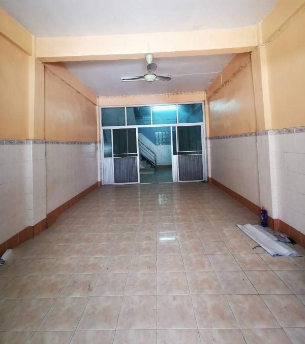 ขายอาคารพาณิชย์ 4,500,000 บาท ขายอาคารพาณิชย์ 4,500,000 บาท